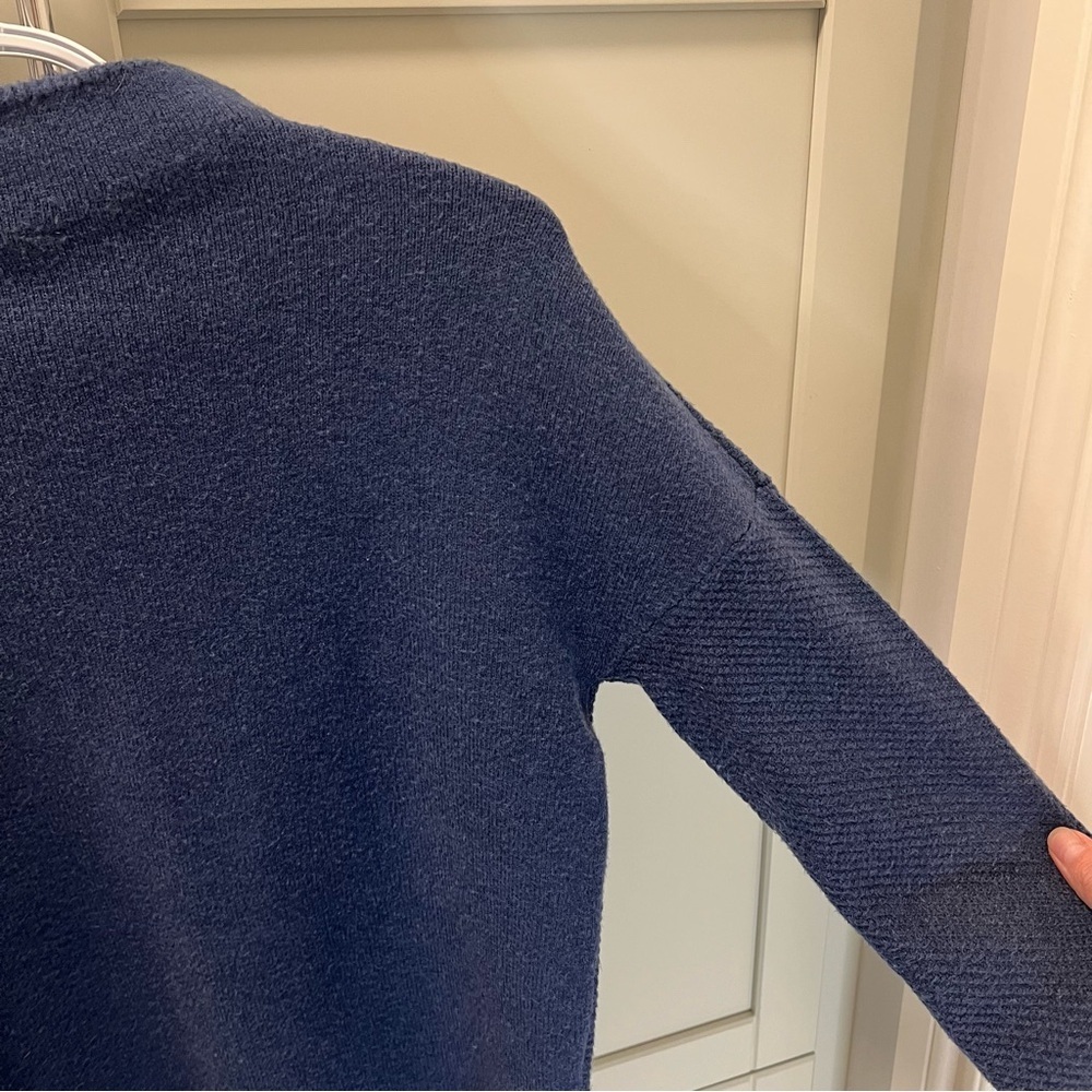 DENVER HAYES Blue Cowl Neck Sweater | Size Medium | Viscose, Nylon, Polyester - Picture 6 of 7